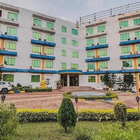 Collection O Panorama Country Club And Resort Rupnarayanpur Eksteriør billede