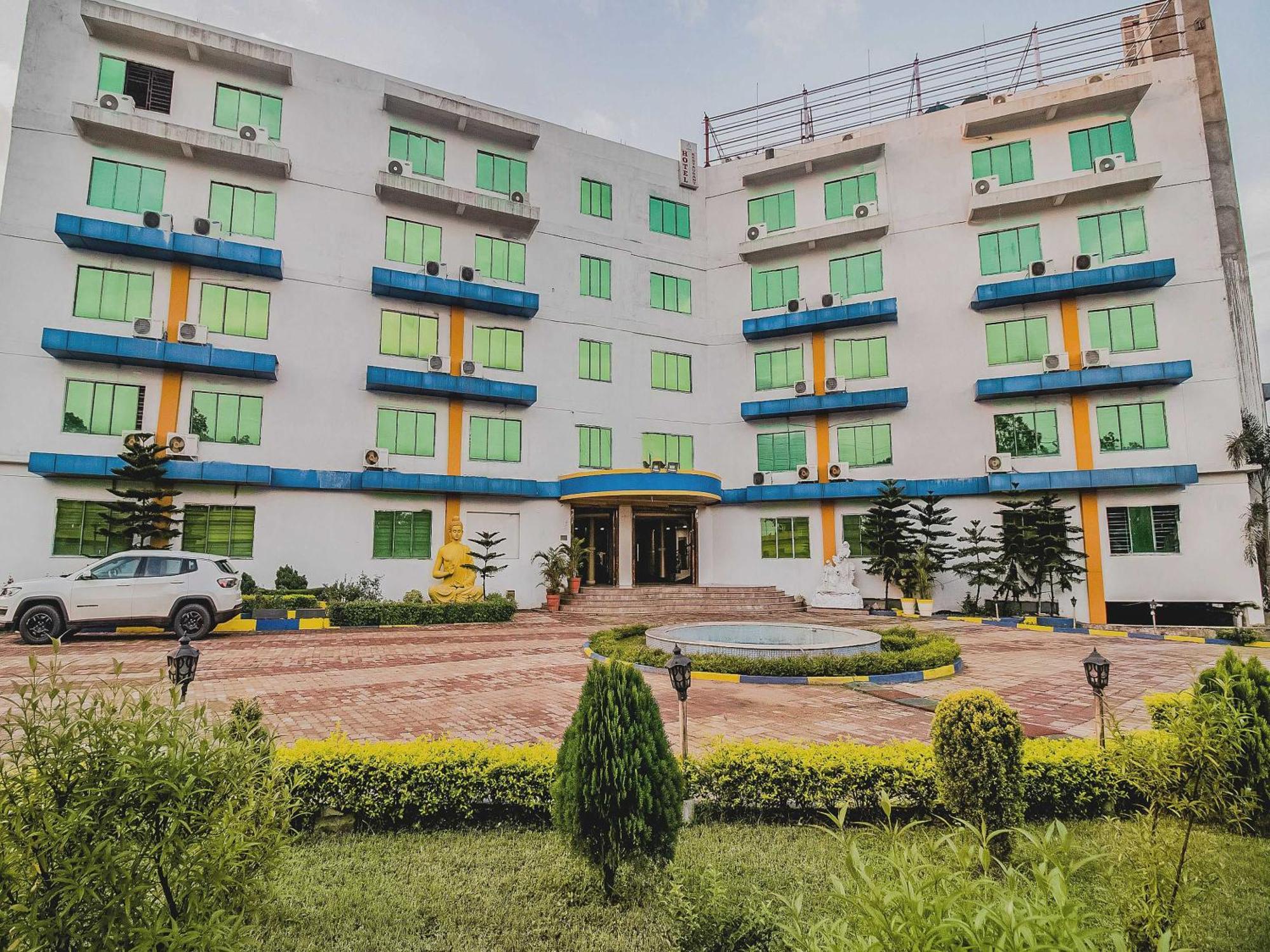 Collection O Panorama Country Club And Resort Rupnarayanpur Eksteriør billede